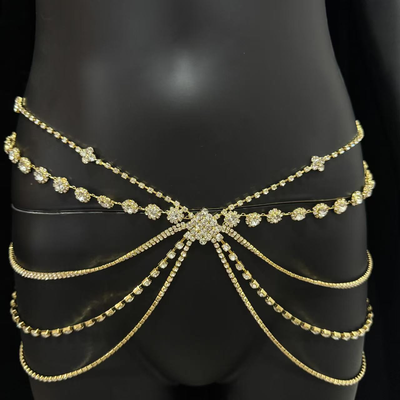 레트로 스타일의 우아한 조절 가능한 라인스톤 체인, 반 - Body Jewelry Rhinestone 리뷰 및 가격